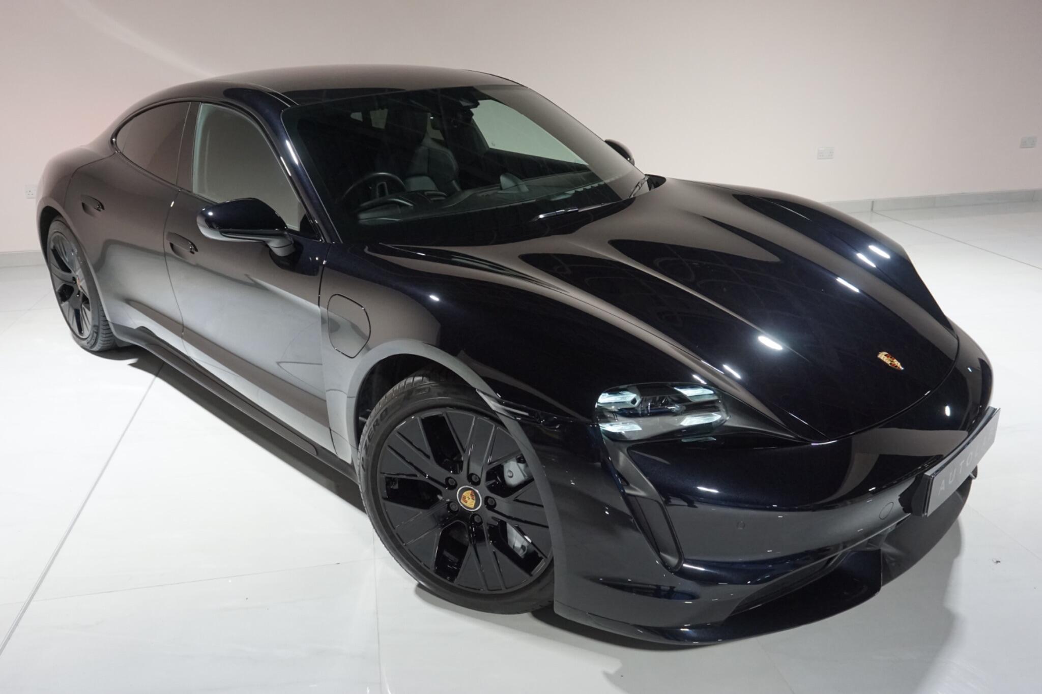 Porsche Taycan Performance Plus 93.4kWh Turbo Saloon 4dr Electric Auto 4WD (680 ps)